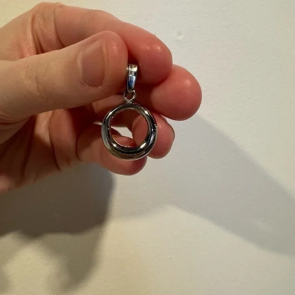 Steelx Pendant - Picture 3 of 6
